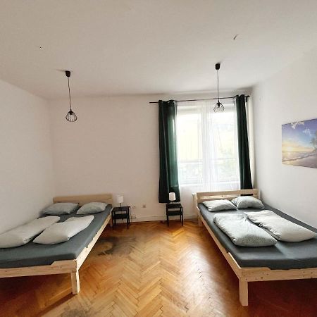 Nice View Rooms In Old Town Краков Экстерьер фото