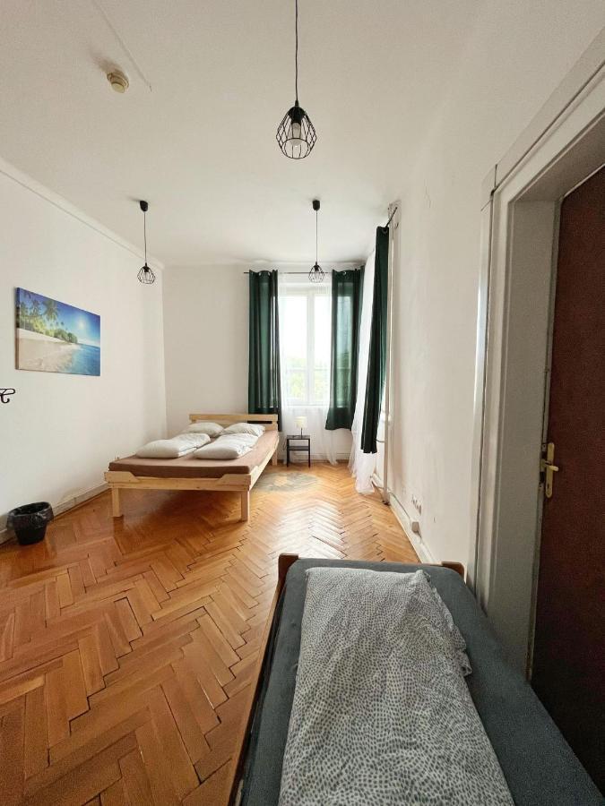 Nice View Rooms In Old Town Краков Экстерьер фото