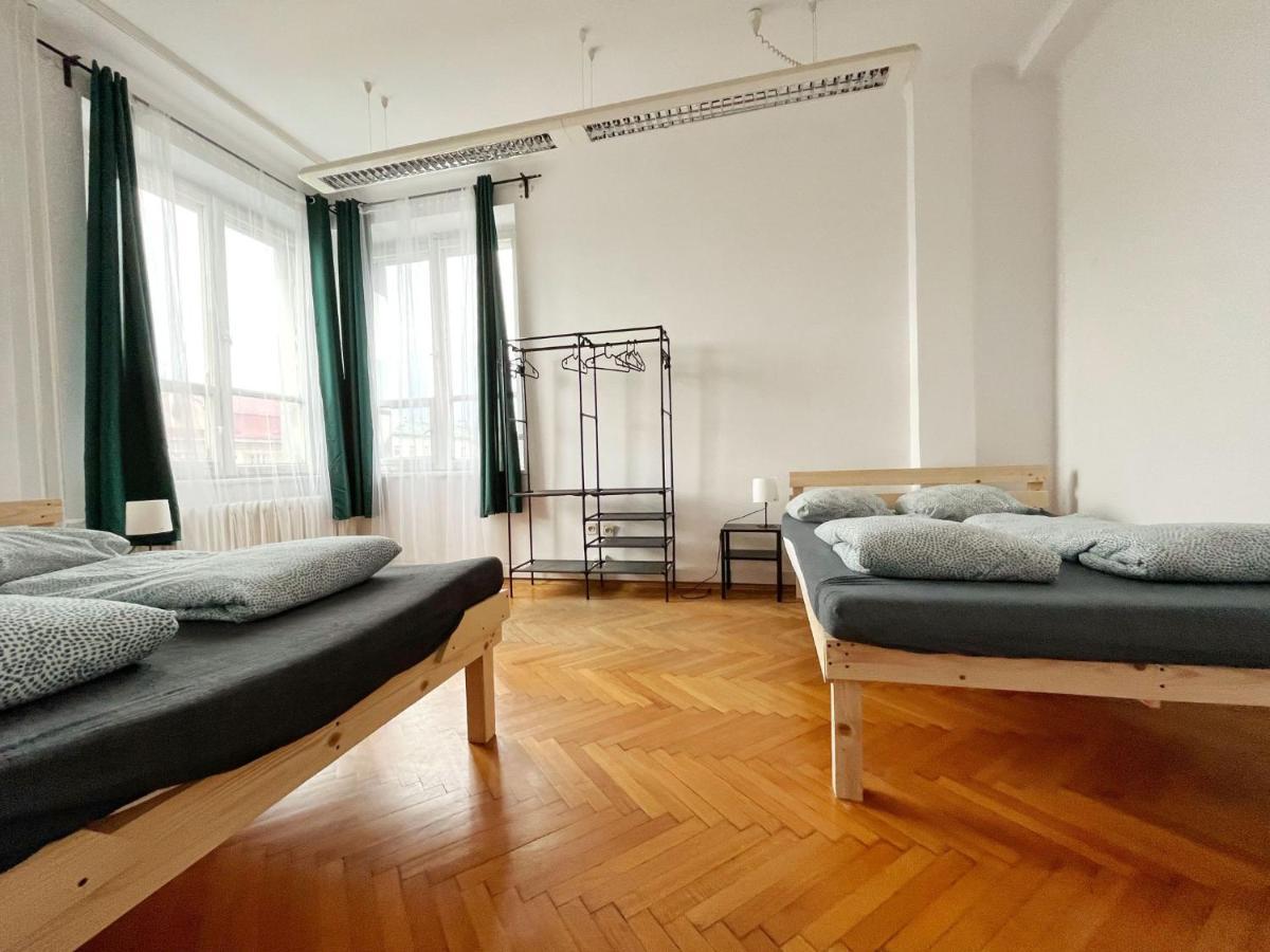 Nice View Rooms In Old Town Краков Экстерьер фото